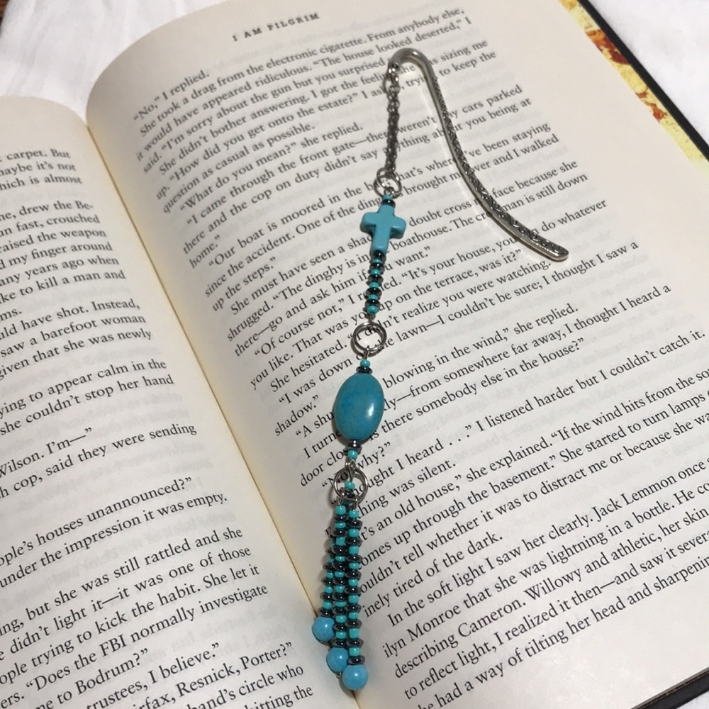 Metal Shepherds Hook Bkmk w/Chain & Turq Magnesite Gemstone,Glass, & Metal Beads - Picture 3 of 10